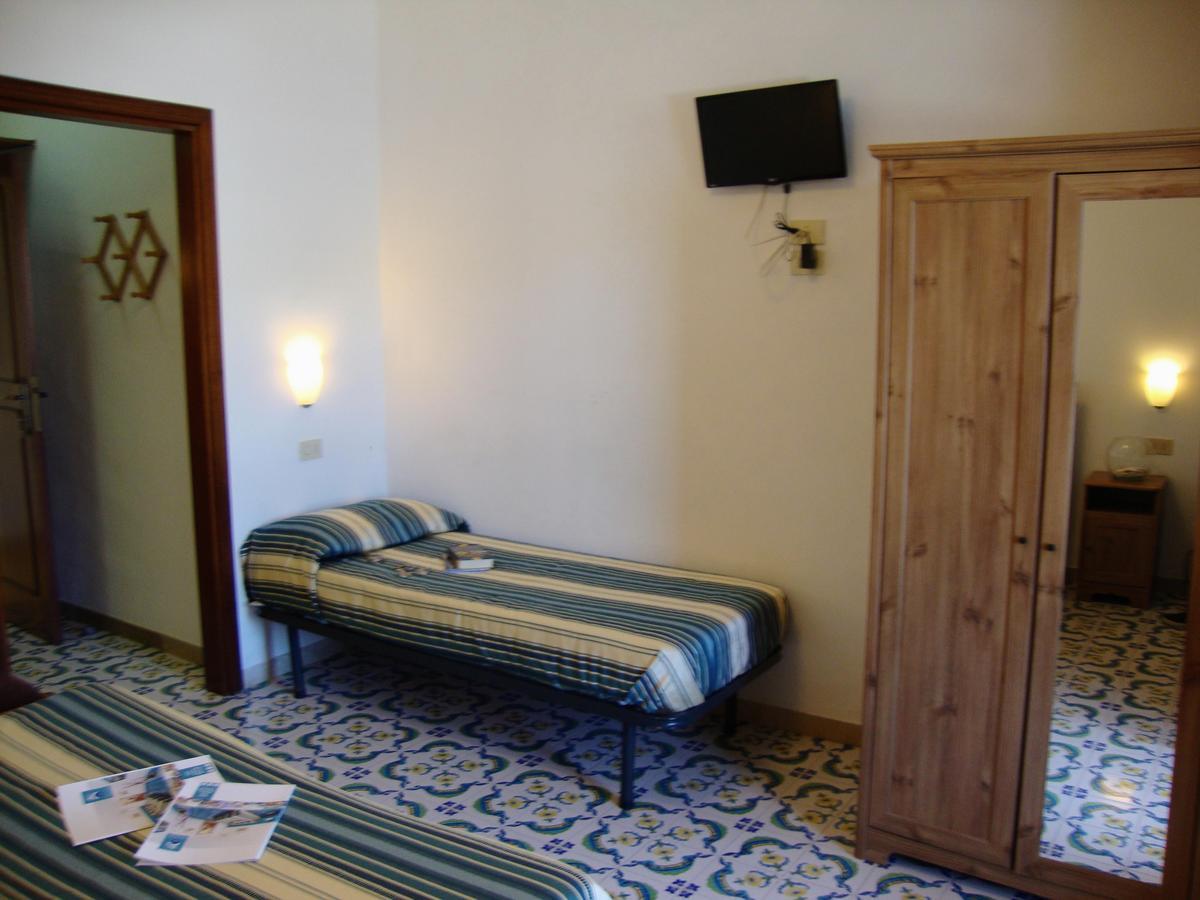 Hotel Conte - S. Angelo Bay Серрара-Фонтана Экстерьер фото