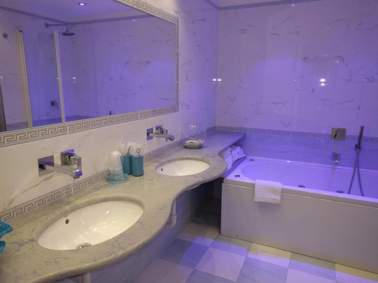 Hotel Conte - S. Angelo Bay Серрара-Фонтана Экстерьер фото