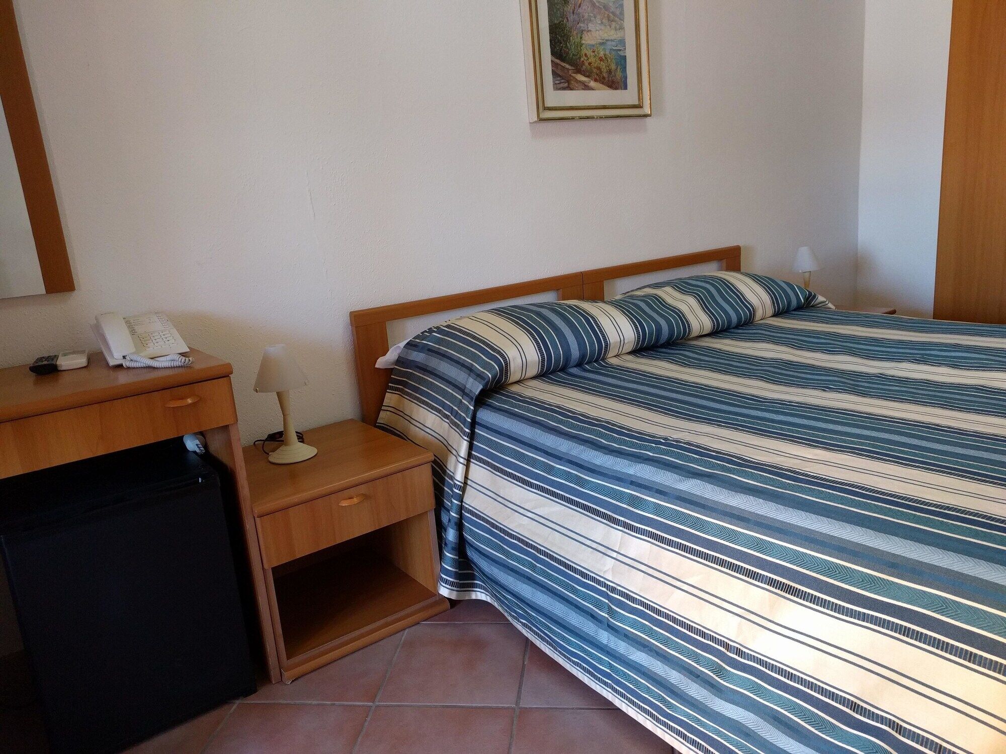 Hotel Conte - S. Angelo Bay Серрара-Фонтана Экстерьер фото